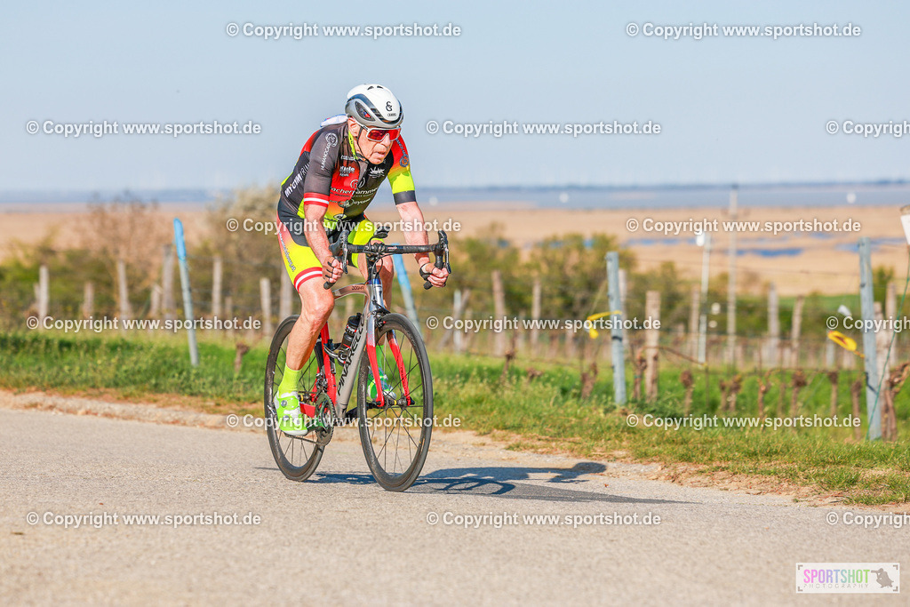758_AR6_8346 | Neusiedlersee Radmarathon 2026@sportshot_your_pictrs #yourpictures#roadtowm2029 #nrm #neusiedlerseeradmarathon #neusiedlersee #neusiedlerseetourismus #burgenland #mörbisch #nrm26 #burgenlandtourismus #voglundco #poweredbyburgenlandtourismus #radsport #rad #marathon #ucigranfondo #visitburgenland #ucigranfondoworldseries