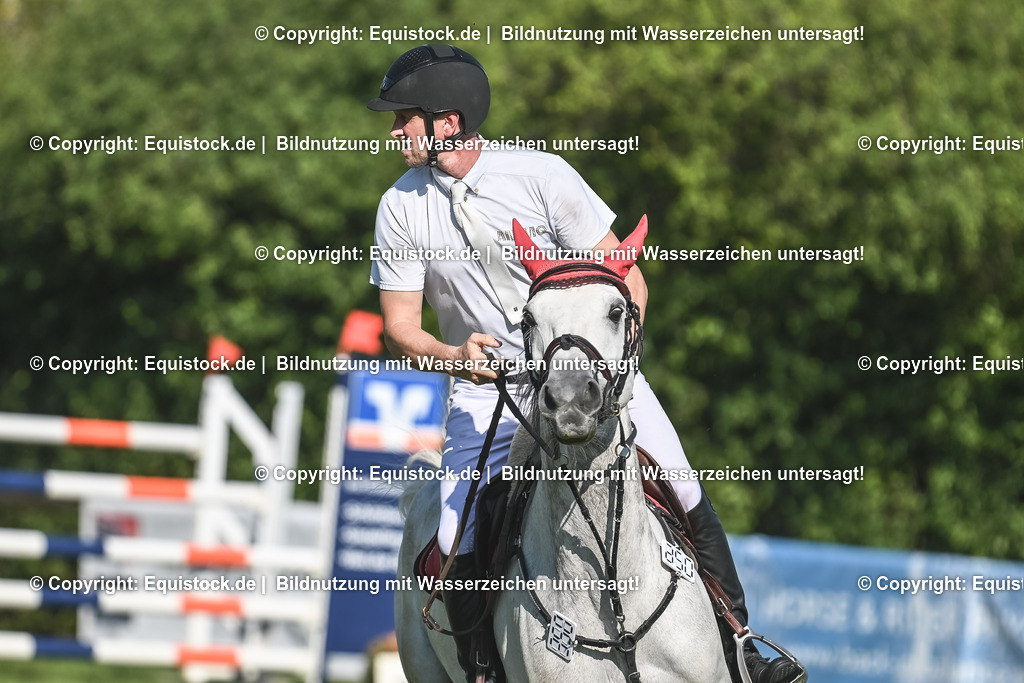 20230908_24_Springen_M_0070 | equistock