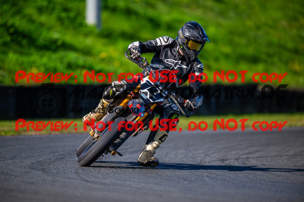 MaZZes_FotoMatrix_230930_3445 | S4