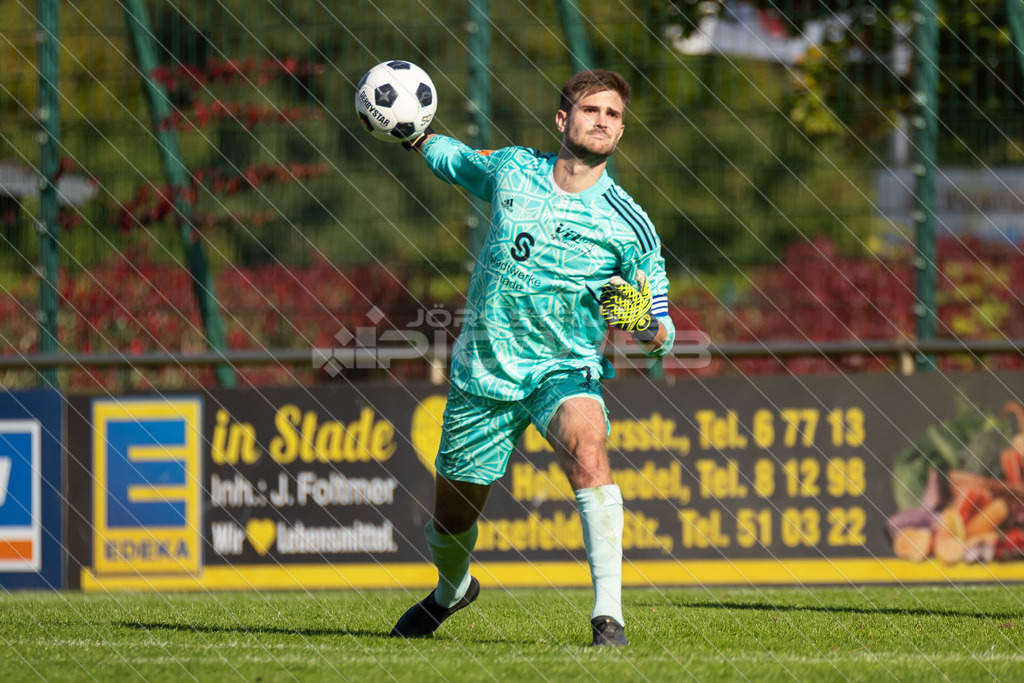 20250928_Picselweb-Fotografie_1R3_1501 | Spielszenen aus dem Spiel VfL Güldenstern Stade - Rotenburger SV. Ergebnis 0:3 - Realisiert mit Pictrs.com