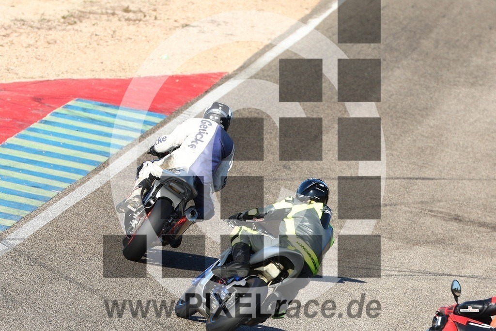 0002-20241230_15286 | Schöne Erinnerungen an spannende Momente - das festzuhalten ist unser Job. PIXELrace.de ist seit 2003 auf den Rennstrecken Europas unterwegs um die Action draußen beim Fahren und die wunderbare Stimmung imm Fahrerlager für euch einzufangen.