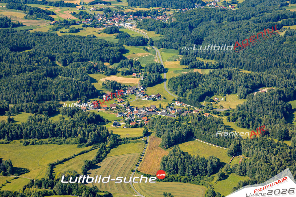 Das Luftbild zeigt : Herzogwind Obertrubach - Die Luftaufnahme wurde 2024 vom UL-Flugzeug aus erstellt ( keine Drohne ) - Hochauflösende Luftaufnahme - Für grossformatige Ausdrucke geeignet. Die Geschenkidee !Mit Lizenz und Bildrechte bestellbar
