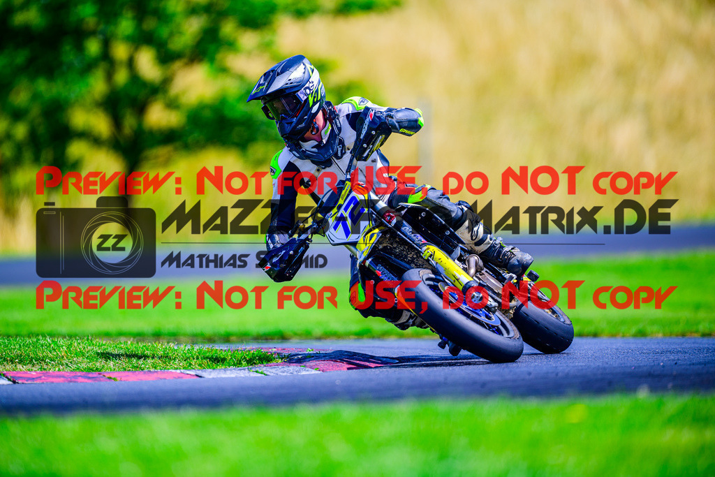 MaZZes_FotoMatrix_240713_6007705_7398 | S3