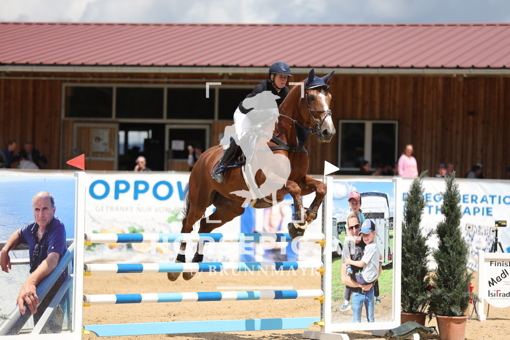0P6A4409 | Willkommen bei Brunnmayr - Design & Fotografie – Ihrem Spezialisten für Reitturniere und Pferdeveranstaltungen in Oberösterreich, Salzburg und Bayern! Seit über 17 Jahren sind wir leidenschaftlich dabei.