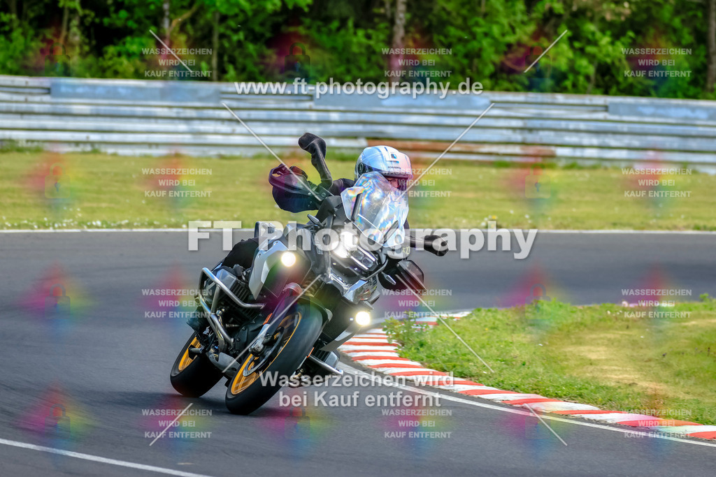 _OTO2497 | Hier findet Ihr Bilder von Touristenfahrten auf der Nürburgring Nordschleife oder von anderen Veranstaltungen die ich besucht habe. Viel Spass beim Durch Schauen 