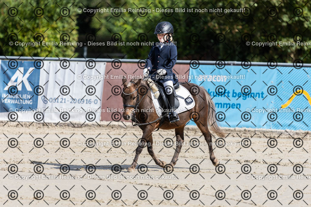 CL5A1878 | Emilia Reinking Fotografie - Realisiert mit Pictrs.com