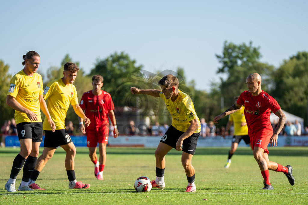 SSV Schwäbisch Hall vs. SG Sonnenhof Großaspach, Fussball, WFV-Pokal, 3. Runde, 11.08.2026 | Lukas Stoppel (SG Sonnenhof Großaspach, #10),SSV Schwäbisch Hall vs. SG Sonnenhof Großaspach, Fussball, WFV-Pokal, 3. Runde, 11.08.2026