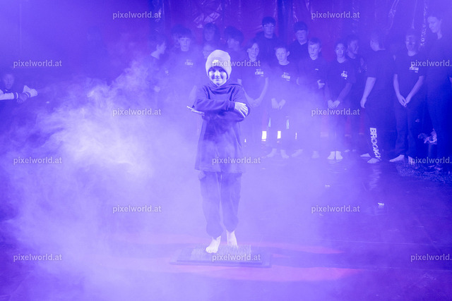 Zirkusvorstellung der MS Feldkirchen Digital | Bildershop von pixelworld.at - Realisiert mit Pictrs.com