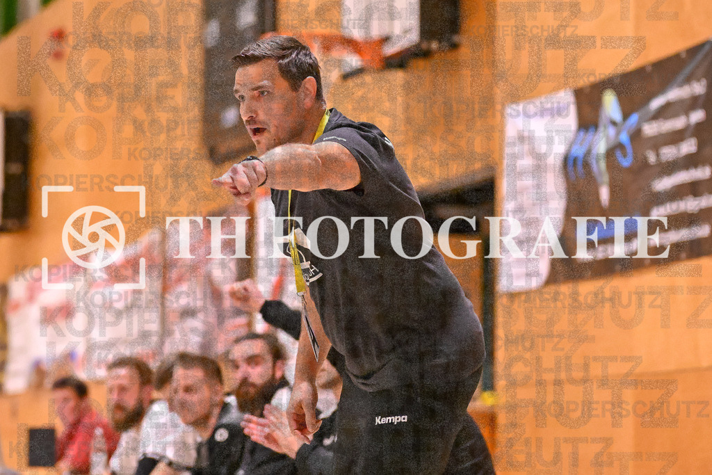 GER, SG Maulburg/Steinen - HSG Dreiland, Handball, Landesliga Suedbaden, 4. Spieltag, Saison 2024/2025, 12.10.2024 | Markus Schoenmueller (HSG Dreiland, Trainer)GER, SG Maulburg/Steinen - HSG Dreiland, Handball, Landesliga Suedbaden, 4. Spieltag, Saison 2024/2025, 12.10.2024Foto: TH Fotografie/Thomas Hess