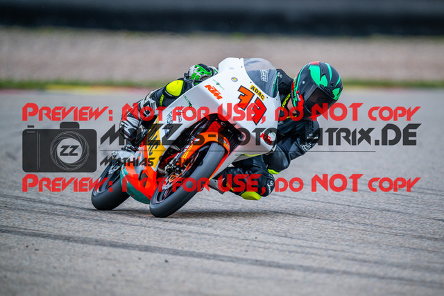 MaZZes_FotoMatrix_240503_6007705_8726 | KTM