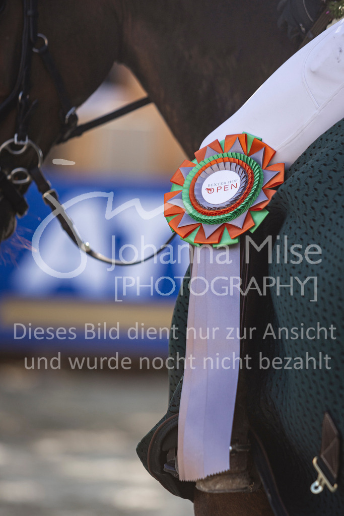 240714_BHO_M1-Spr-148 | Deine schönsten Turniermomente als professionelle Fotos! Entdecke hochwertige Pferdesport-Fotografie im Online-Shop. Jetzt Fotos finden & bestellen!