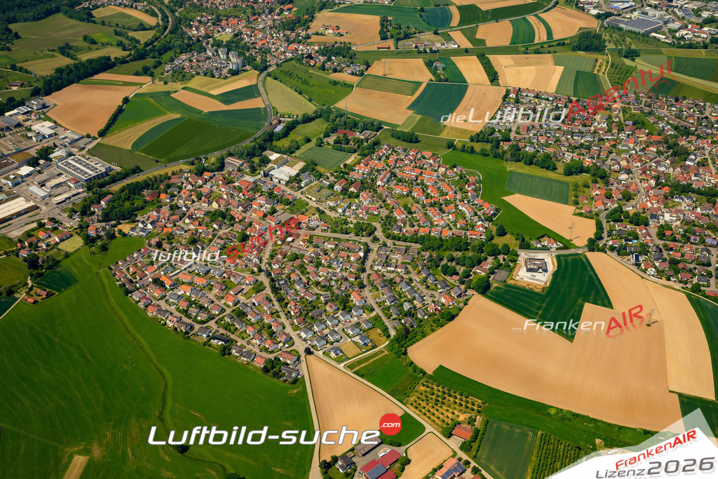 Das Luftbild zeigt Waldrems Backnang - Die Luftaufnahme wurde 2023 vom UL-Flugzeug aus erstellt ( keine Drohne ) - Hochauflösende Luftaufnahme - Für grossformatige Ausdrucke geeignet. Die Geschenkidee !Mit Lizenz und Bildrechte bestellbar