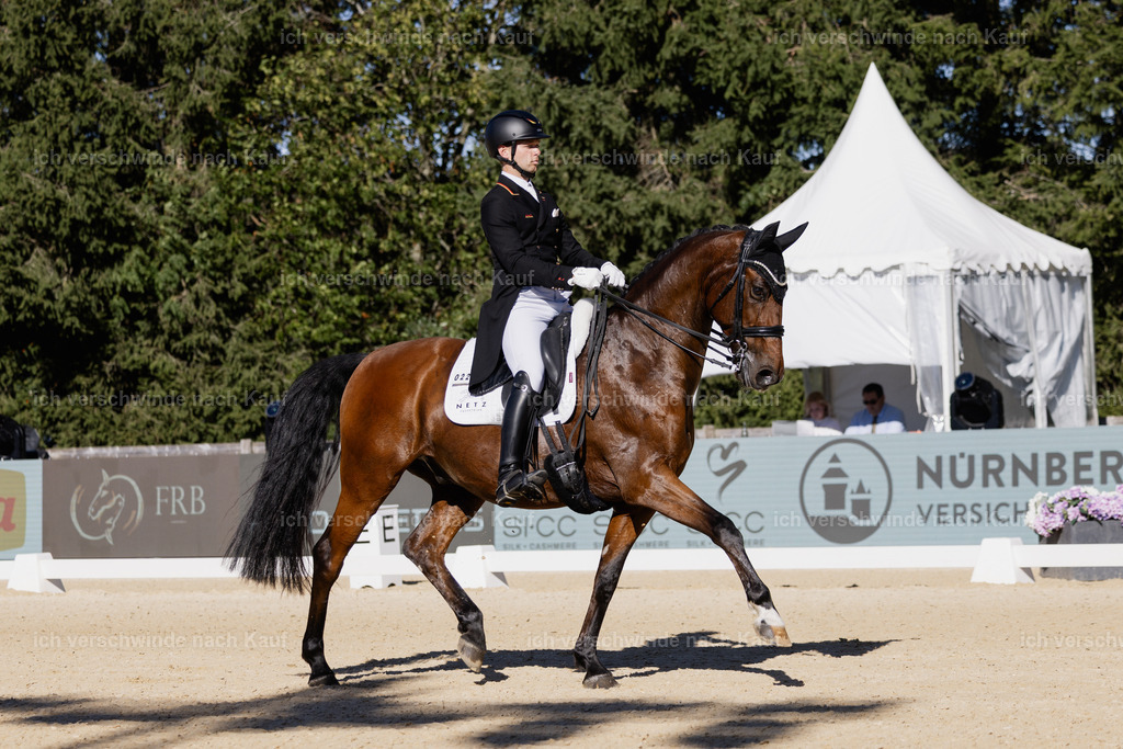 FHC2026_P09_22_18398 | Fichtenhof Classics 2026 – Grand Prix de Dressage - VOLTAIRE Design Preis, Reitanlage Fichtenhof, Sch ftlarn