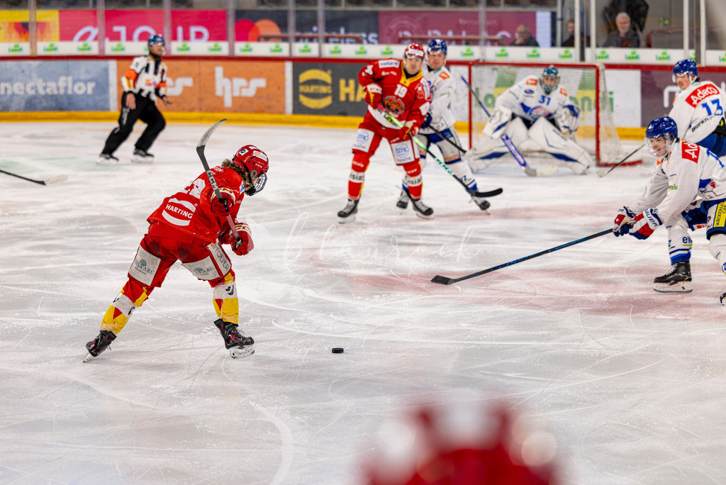 EHCB vs GCK _1-880657920 | Sportbilder, Sportfotograf, Hochzeits- und Eventfotografin, Flugshows, Portraits und Tiershooting, Aviation, Downhill, Nationalleague, Swissleague, International