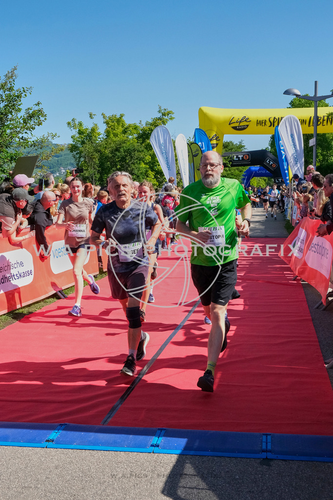 ..... | LINZ,AUSTRIA,27.April 24, Int. 3 Brückenlauf Linz  , Image shows: Photo: WAPICS / Michael ring