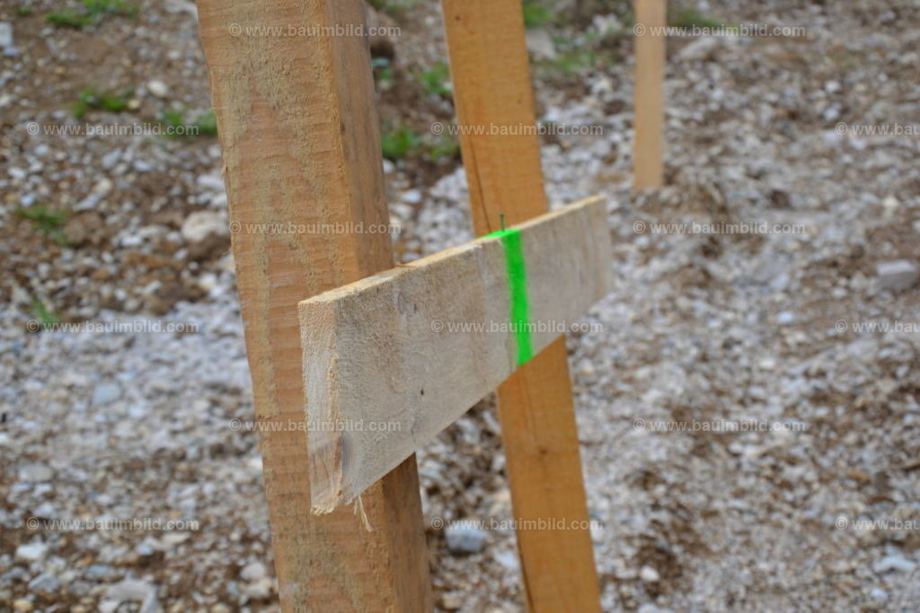 bib-lg02-erdarbeiten-0069 | Nach LV-Leistungsgruppen sortierte Detailfotos über den Bau eines Hauses. Alle Hausbau-Bilder direkt vom Urheber und Autor der Website Haus-Selber-Bauen.com