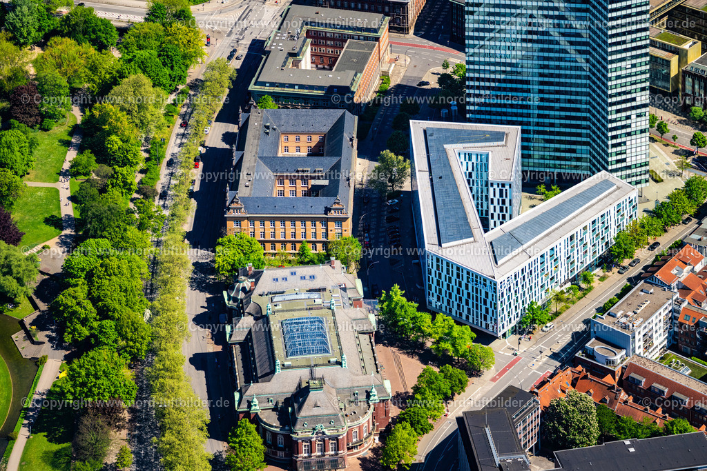 Hamburg_Mitte_Scandic_Emporio_Hamburg_ELS_3436010525_Kopie | HAMBURG 01.05.2025 Gebäudekomplex der Hotelanlage " Scandic Emporio " im "Emporio Quartier" im Ortsteil Neustadt in Hamburg, Deutschland. Weiterführende Informationen bei: Scandic Hotels Deutschland,  Union Investment Real Estate GmbH. // Complex of the hotel building " Scandic Emporio " in the district Neustadt in Hamburg, Germany. Further information at: Scandic Hotels Deutschland,  Union Investment Real Estate GmbH. Foto: Martin Elsen