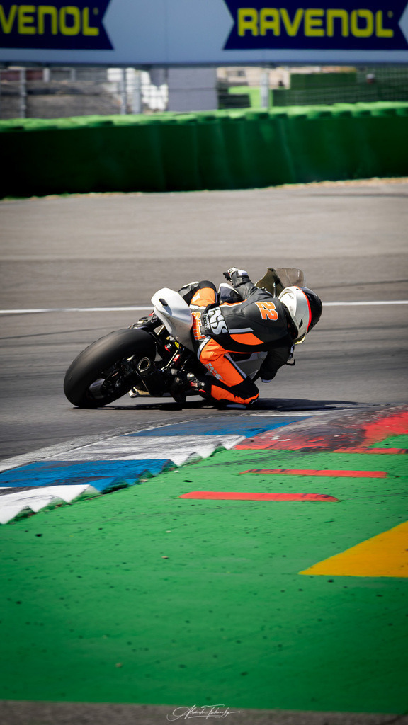 Ducati Trackday Hockenheimring 2026 | Entdecken Sie die faszinierende Welt von Alexander Tschuncky Arts: Kreative Fotografie, atemberaubende Automobilkunst und hochwertiger Bilderdruck. Lassen Sie sich inspirieren! - Realisiert mit Pictrs.com