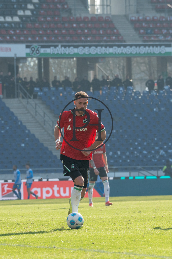 H96_BTSV-12 | Philipp-Heist - Realisiert mit Pictrs.com