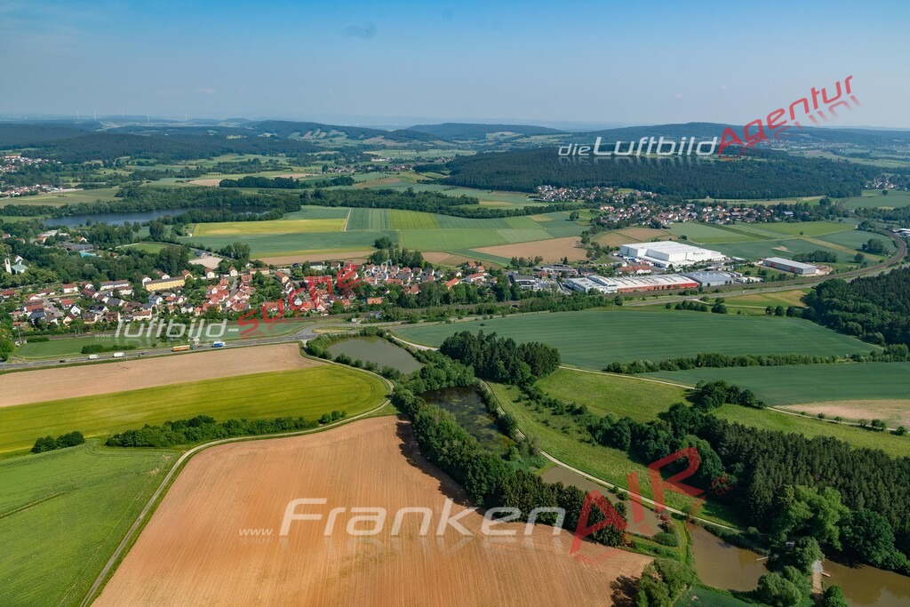 aktuelles Luftbild von  Redwitz-rodach - Luftaufnahme wurde 2018 von https://frankenair.de mittels Flugzeug (keine Drohne) erstellt.