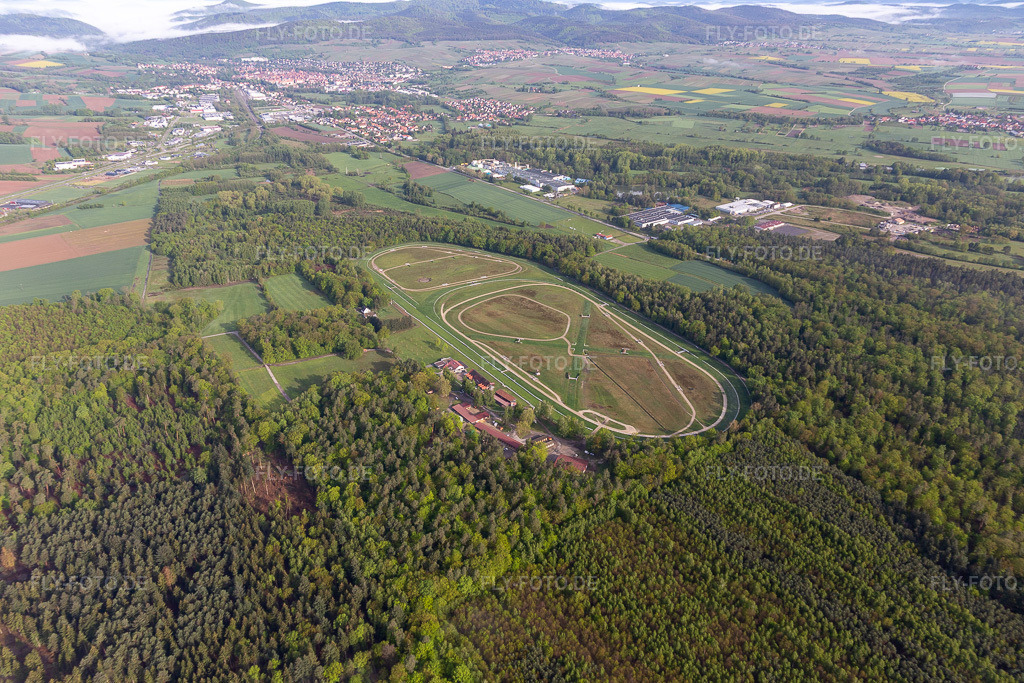 Luftbild: Hyppodrome de la hardt in Wissembourg im Bundesland Bas-Rhin in Frankreich. Foto: IMG_113830.jpg vom 29.04.2019 durch Werner Riehm/FLY-FOTO.de
