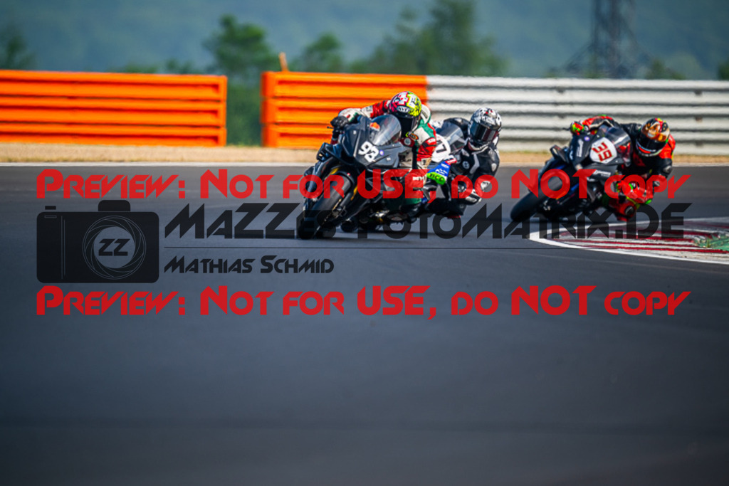 MaZZes_FotoMatrix_220626_6463 | PROSUPERSTOCK