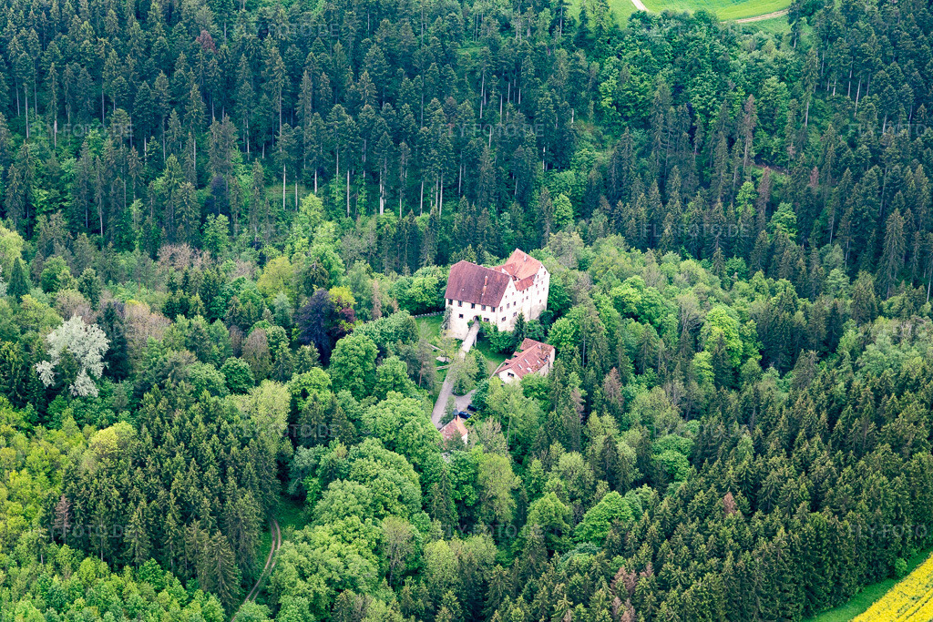 Luftbild: Schloß Lichentegg in Epfendorf im Bundesland Baden-Württemberg in Deutschland. Foto: IMG_114620.jpg vom 31.05.2019 durch Werner Riehm/FLY-FOTO.de