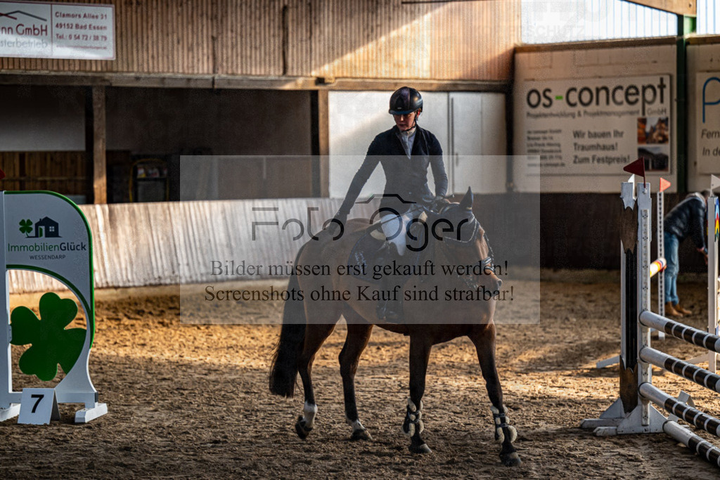 20240308-DOS_2661 | Entdecke hochwertige Reitturnierfotos von Foto Oger. Professionell, emotional und authentisch – jetzt Lieblingsmomente im Shop bestellen.Deutschlandweite Turnierfotografie. - Realisiert mit Pictrs.com