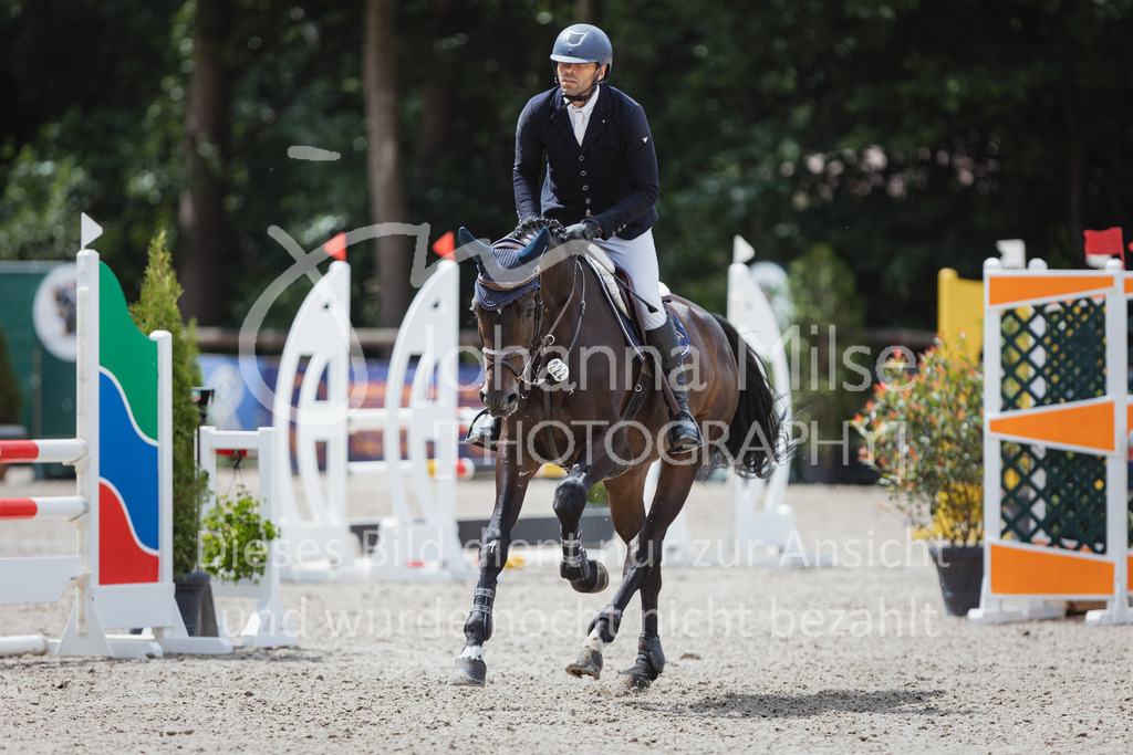 220705_Mühlen_SprPf-A3-393 | Late Entry Mühlen
05.07.2022
03 Springpferde-A**, 4-6jährige Pferde