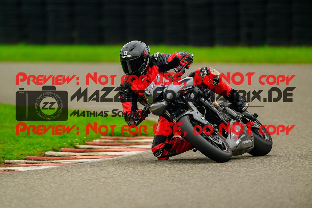 MaZZes_Fotomatrix_20241003_6007705_4864 | ROT