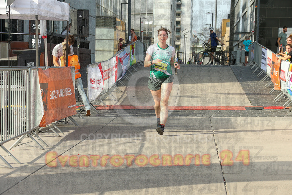 250920_1557_EX1_0859 | Sportfotografie im Rhein-Sieg Kreis, Köln, Bonn, NRW, Rheinland Pfalz, Hessen, etc. Unser Tätigkeitsfeld umfasst den Laufsport vom Volkslauf über den Marathon, Duathlon, Triathon bis zum Ultralauf wie Kölnpfad Ultra oder Schindertrail.