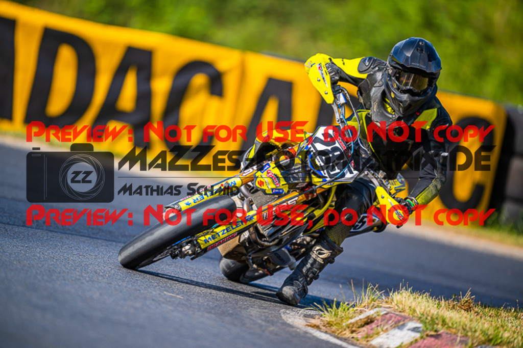 MaZZes_FotoMatrix_220528_4441 | Fotograf Mathias Schmid
Sportfotograf,
Eventfotograf,
Hochzeitsfotograf,
Portraitfotograf