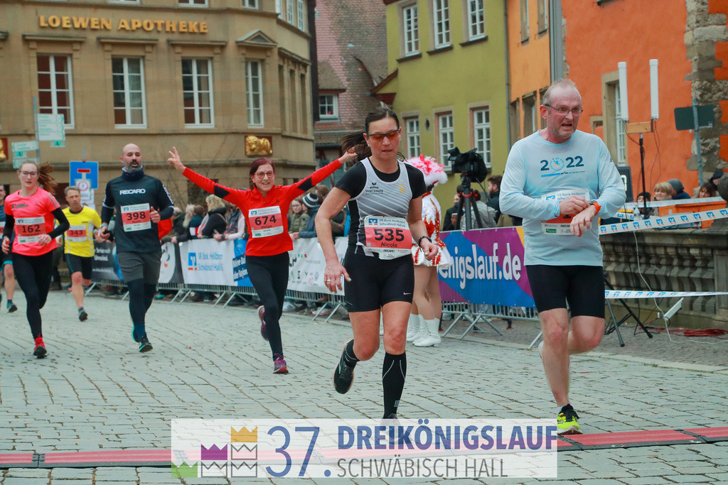 VR Bank Hauptlauf 10000m | 3 Koenigslauf 2023 - Realisiert mit Pictrs.com