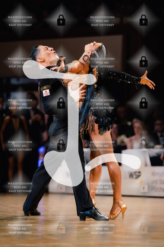 Goldstadtpokal 2025 - WDSF World Open Latin 5th (27) Razvan Dumitrescu _ Jacky Joos (Schwarz Weiß Club Pforzheim)-2025-01-25-9839 | Webshop for digital downloads and prints of dance sport, event & show photographer Julian Link - Realisiert mit Pictrs.com