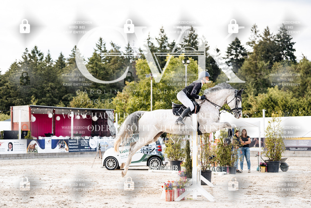 CK903829 | Turnierfotografie Pferdefotografie Trier Rheinland-Pfalz Pferdesport Reitsport Tierfotografie Sportfotografie Pferdevideo Pferdevideografie Equestrianvideography equestrianphotography  - Realisiert mit Pictrs.com
