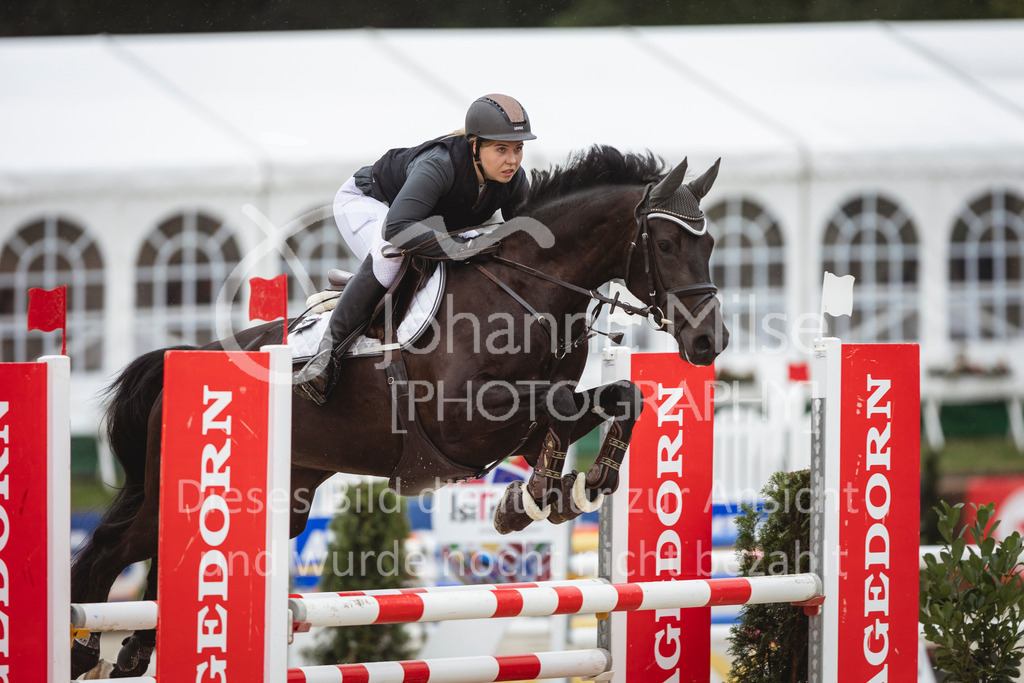 240712_BHO_A2-Springen-2-214 | Deine schönsten Turniermomente als professionelle Fotos! Entdecke hochwertige Pferdesport-Fotografie im Online-Shop. Jetzt Fotos finden & bestellen!