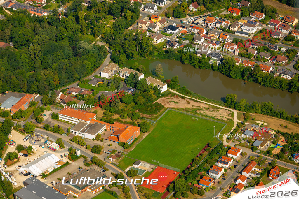 Das Luftbild zeigt :  Weisendorf - Die Luftaufnahme wurde 2024 vom UL-Flugzeug aus erstellt ( keine Drohne ) - Hochauflösende Luftaufnahme - Für grossformatige Ausdrucke geeignet. Die Geschenkidee !Mit Lizenz und Bildrechte bestellbar