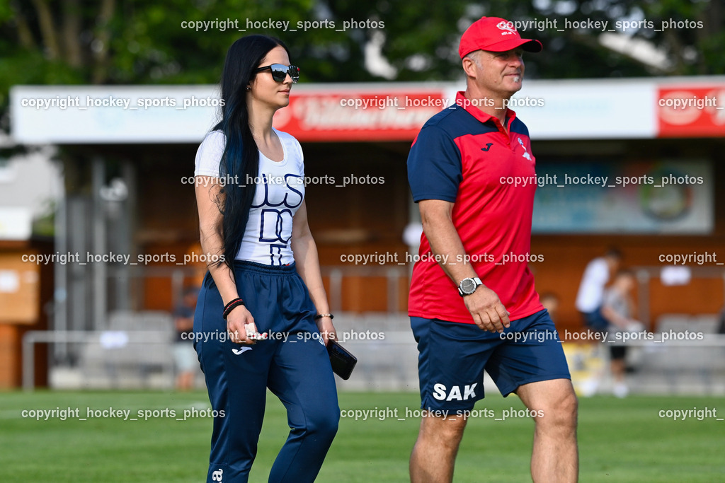 SAK vs. SV Dellach Gail 17.6.2023 | Physiotherapeutin SAK Slavica Todorovic, Tormanntrainer SAK Johann Smrecnik