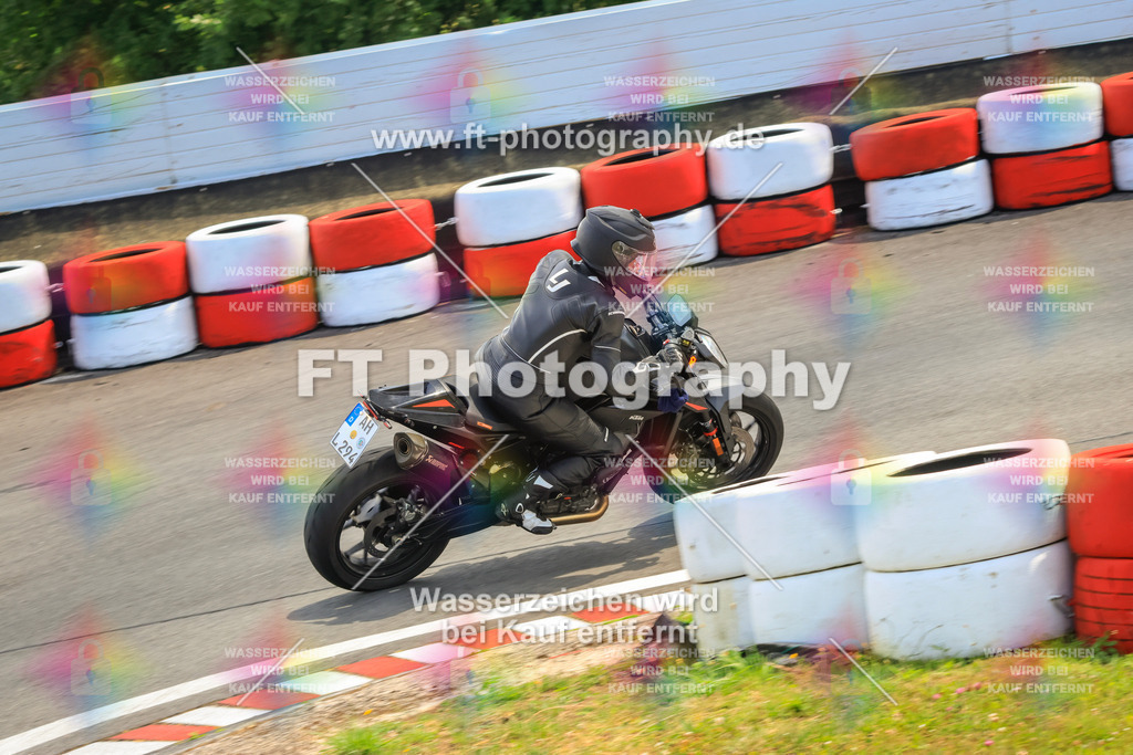 _DSK2668 | Hier findet Ihr Bilder von Touristenfahrten auf der Nürburgring Nordschleife oder von anderen Veranstaltungen die ich besucht habe. Viel Spass beim Durch Schauen 
