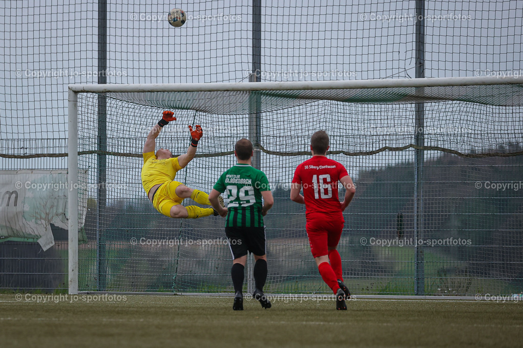 Gladenbach_Silberg (112) | 22.04.2023; Kreisoberliga Gießen/Marburg Nord; Kunstrasenplatz Gladenbach; SC Gladenbach - SG Silberg/Eisenhausen; Ergebnis: 2:2 (1:2)