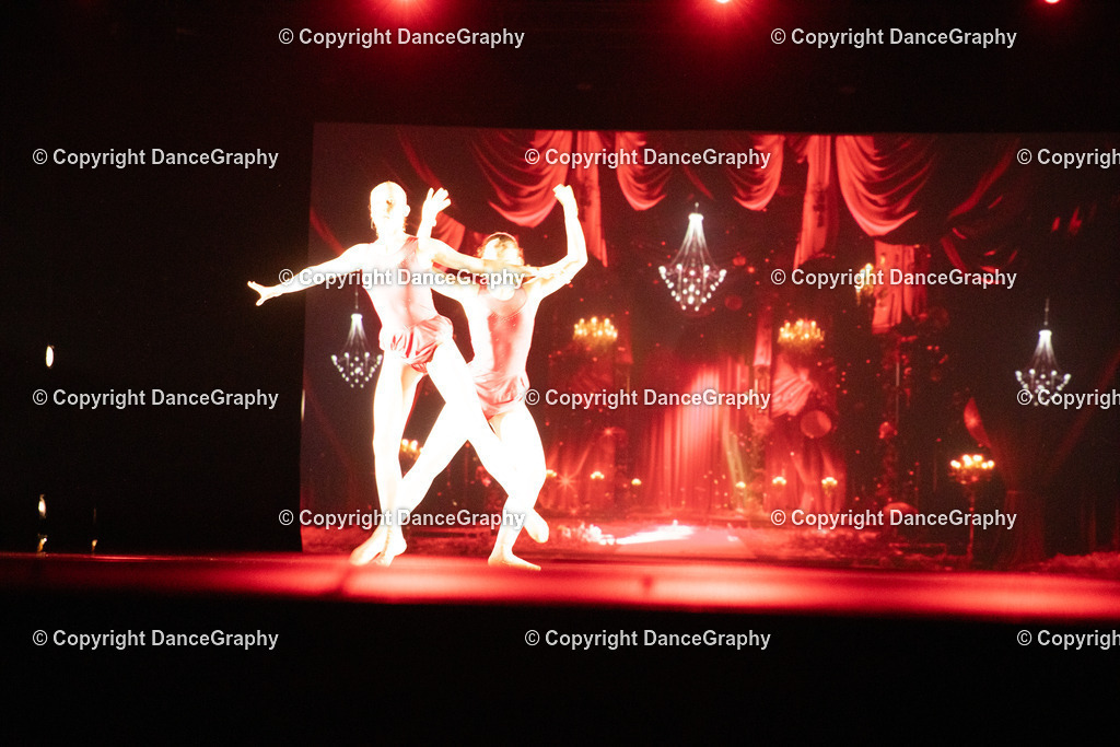 GPHY4288 | DanceGraphy - Realisiert mit Pictrs.com