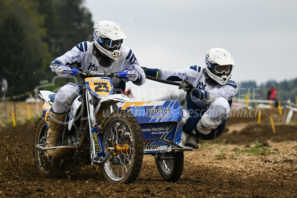 Motocross Schlatt bei Winterthur - 30. April 2023 | #23 Bueeler Markus / Bueeler Armin aus Oberarth (CH) auf WSP Husqvarna 450 in der Kategorie Seitenwagen am Motocross Schlatt bei Winterthur, 30. April 2023. 
Instagram: @mx_schlatt | @mc_wila | @sam_schweiz
Bild: Sportfotografie Markus Aeschimann | www.markus-aeschimann.ch - Realisiert mit Pictrs.com