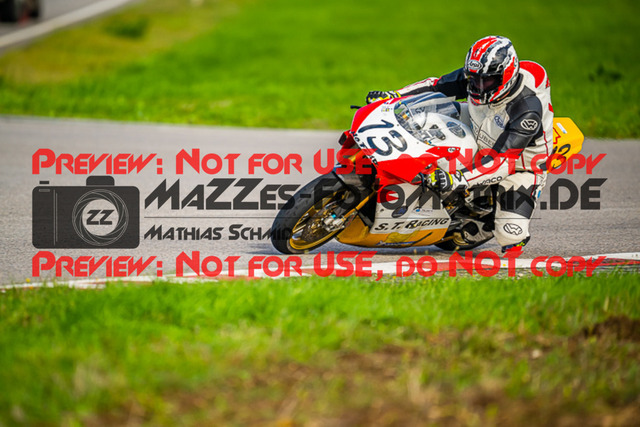 MaZZes_FotoMatrix_220918_4665 | GP