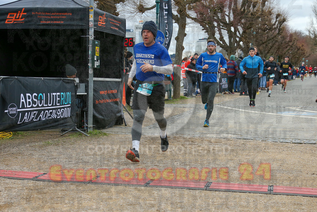 231231_1158_EX1_4880 | Sportfotografie im Rhein-Sieg Kreis, Köln, Bonn, NRW, Rheinland Pfalz, Hessen, etc. Unser Tätigkeitsfeld umfasst den Laufsport vom Volkslauf über den Marathon, Duathlon, Triathon bis zum Ultralauf wie Kölnpfad Ultra oder Schindertrail.