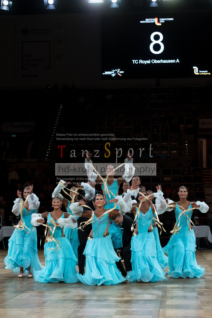 20241109_DM-Formationen_Vorrunde_2044 | Tanzsportbilder, Standardtanz, Lateintanz, WDSF, DTV, LTVB, dancecomp, goc, hessen tanzt, blaues band der spree, walzer, tango, wiener walzer, slowfox, quickstepp, samba, rumba, cha-cha-cha, paso doble. jive, hd-kroft photography, turniertanzsport