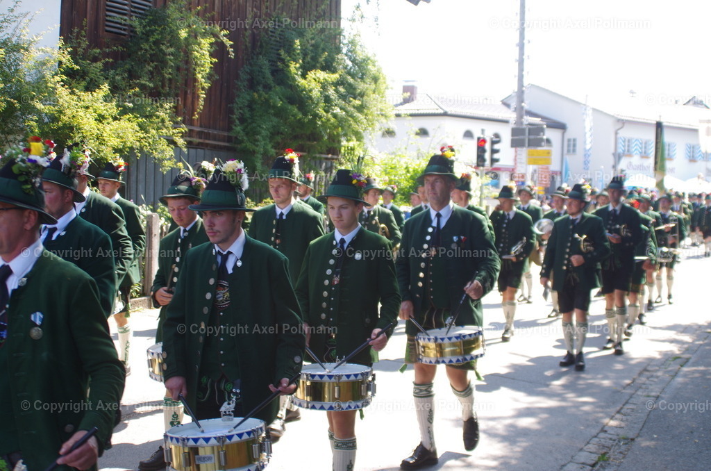 IMGP4099 | fotografiert von Axel PollmannLeonhardi Wallfahrt Benediktbeuern und Murnau, Fronleichnam, Fasching, Landschaft im Loisachtal und Benediktbeuern  - Realisiert mit Pictrs.com