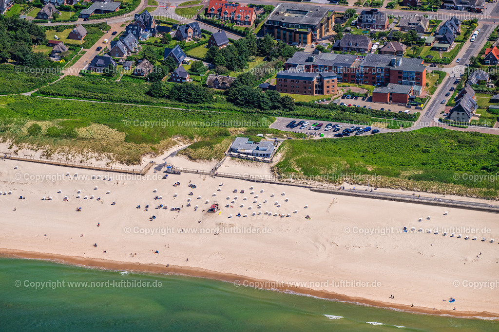 Sylt_Westerland_Strand_Gastätte_Die_Seenot_ELS_4520130625 | WESTERLAND 13.06.2025 Gebäude des Restaurant " Die Seenot " in Westerland auf der Insel Sylt im Bundesland Schleswig-Holstein, Deutschland. // Building of the restaurant " Die Seenot " in Westerland at the island Sylt in the state Schleswig-Holstein, Germany. Foto: Martin Elsen