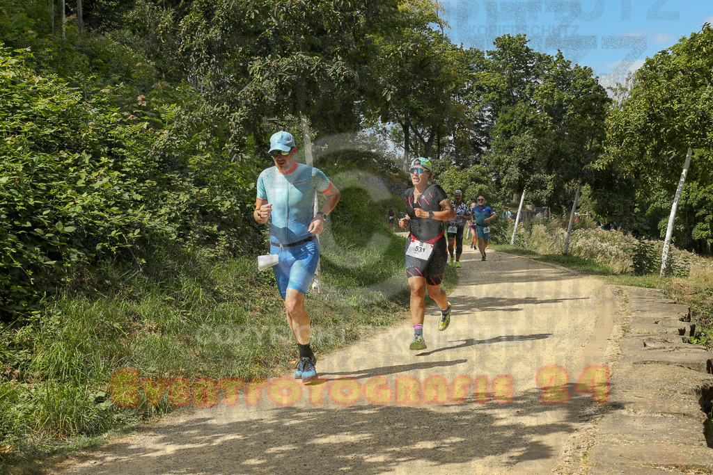 250824_1412_EX1_5362 | Sportfotografie im Rhein-Sieg Kreis, Köln, Bonn, NRW, Rheinland Pfalz, Hessen, etc. Unser Tätigkeitsfeld umfasst den Laufsport vom Volkslauf über den Marathon, Duathlon, Triathon bis zum Ultralauf wie Kölnpfad Ultra oder Schindertrail.