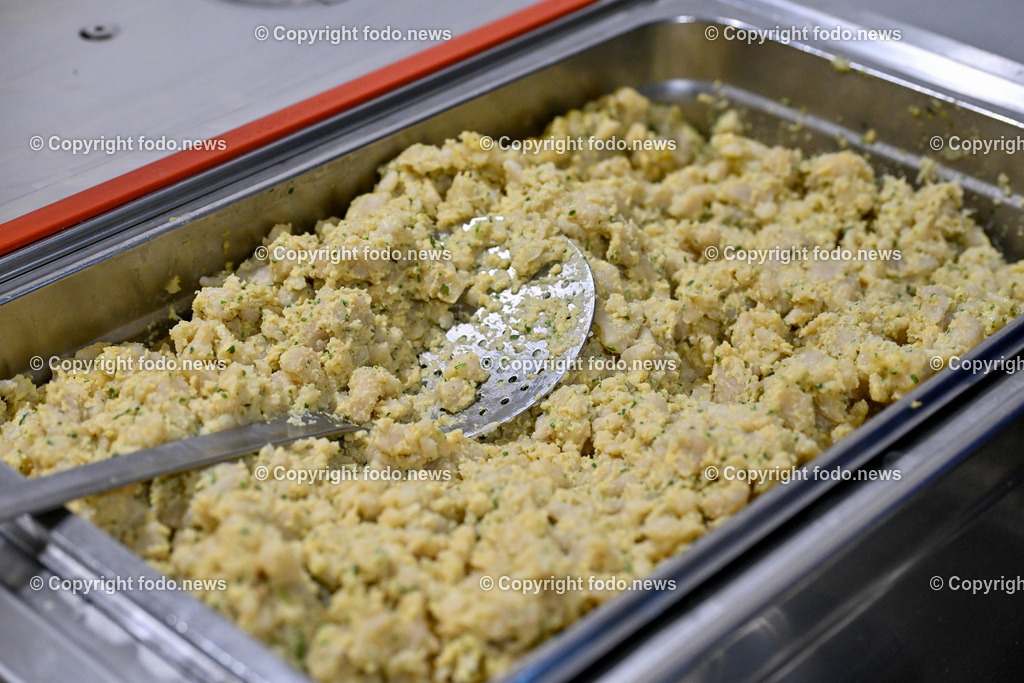 Justizanstalt Linz_ 29.04.2024_-20 | 29.04.2024, Linz, AUT, Justizanstalt, Justizwache, im Bild Essensausgabe in der JA