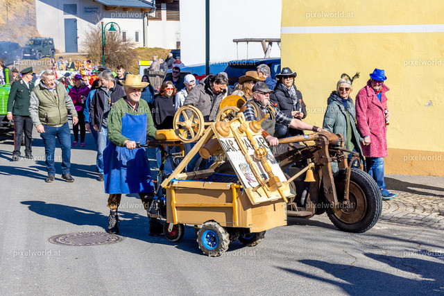 Bärentreiben in Steuerberg | Bildershop von pixelworld.at - Realisiert mit Pictrs.com